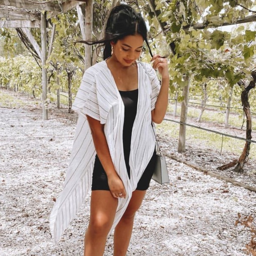 ❤️‍🩹SOLD❤️‍🩹 Long Kimono from Vici